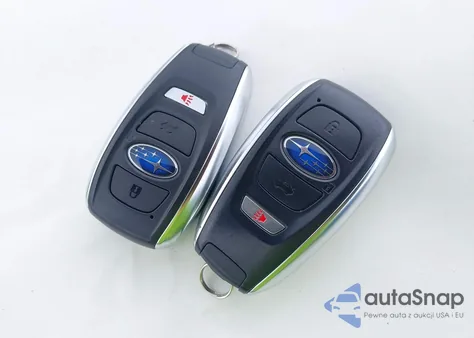 2020 Subaru Forester Limited z USA, uszkodzony, nr VIN JF2SKAUC2LH605920